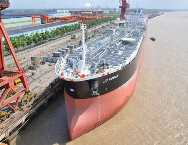 74500吨成品油船/化学品